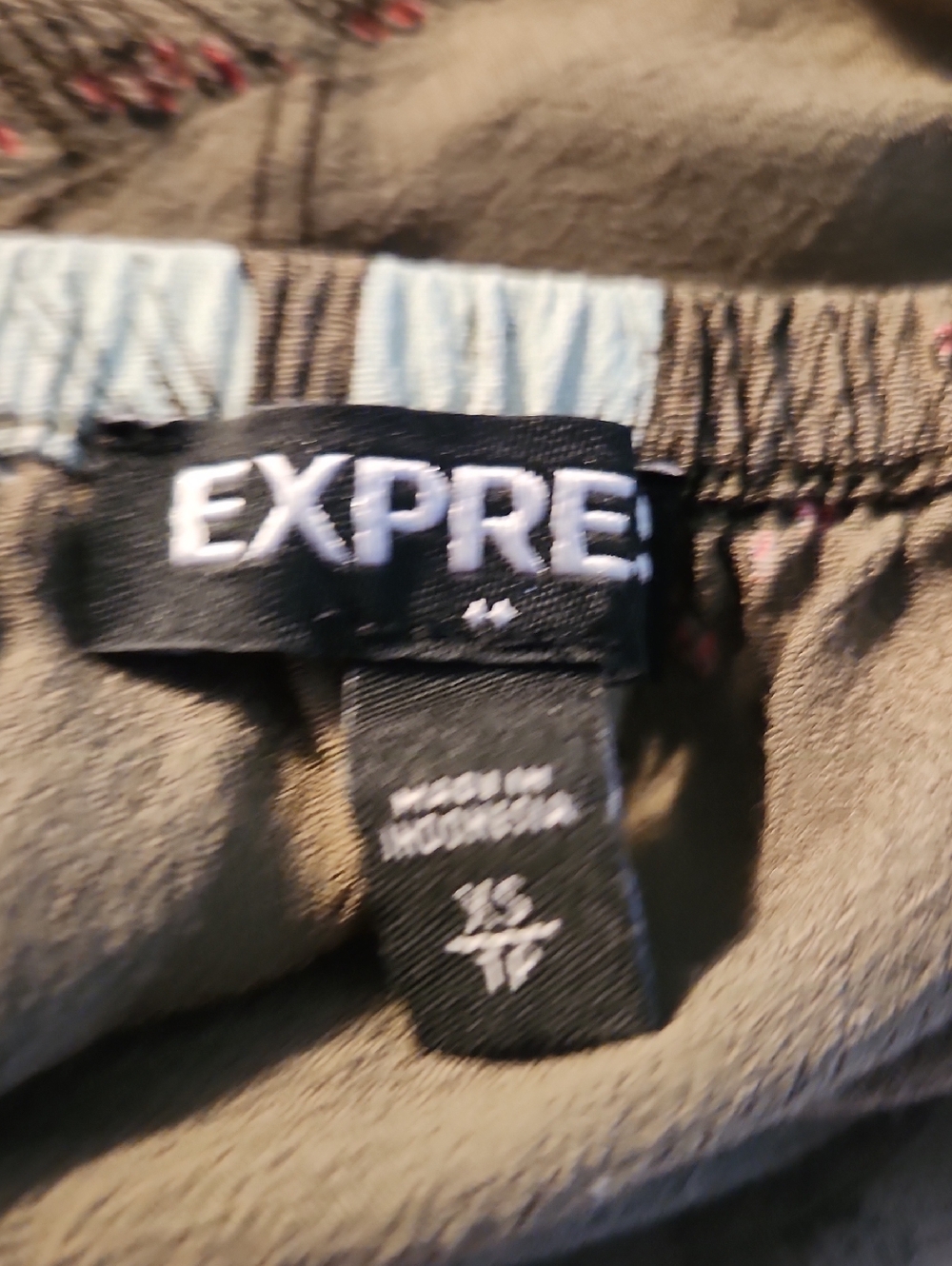 Express 2/$10 - Picture 8 of 8